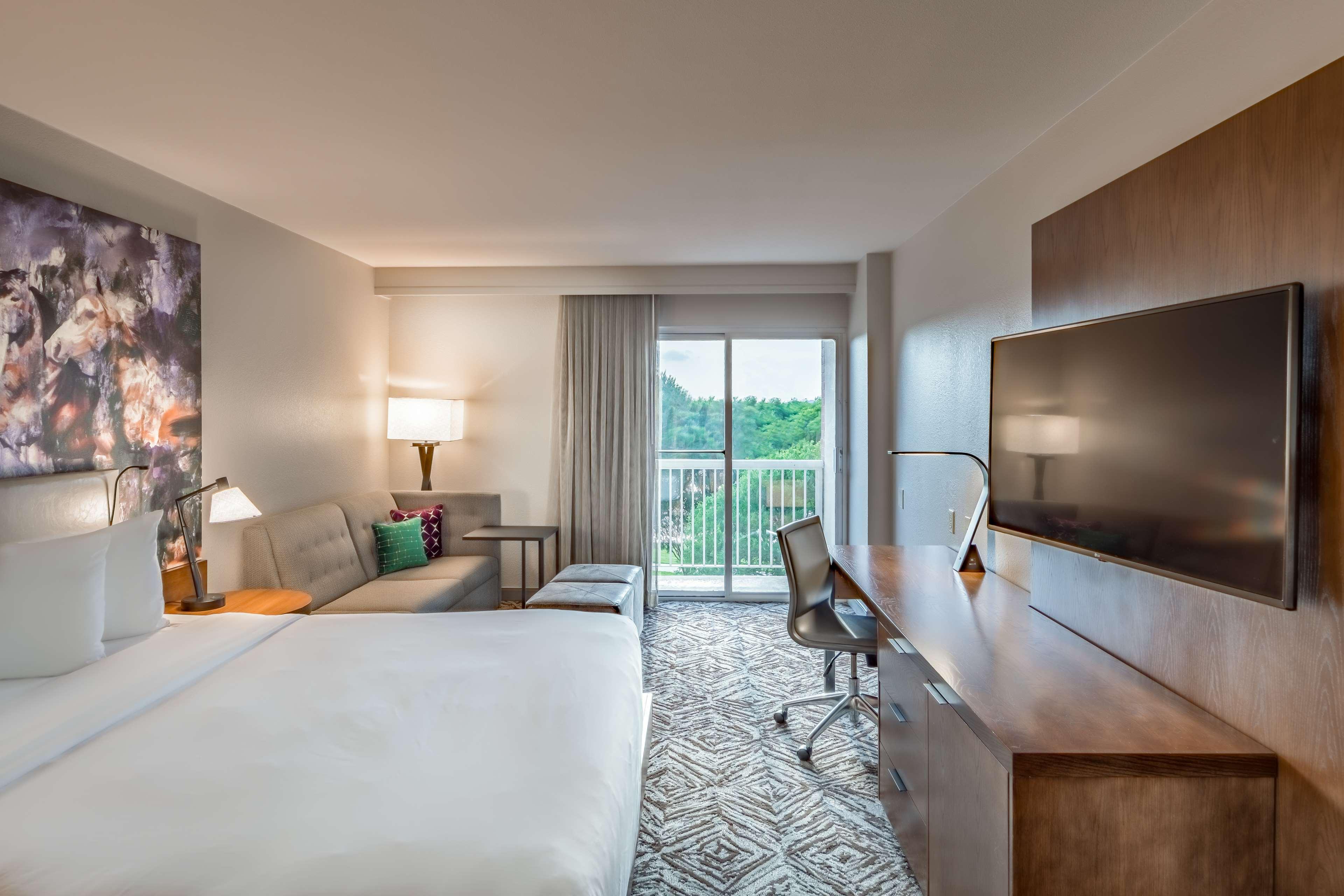 Doubletree By Hilton Dallas-Farmers Branch Exterior foto