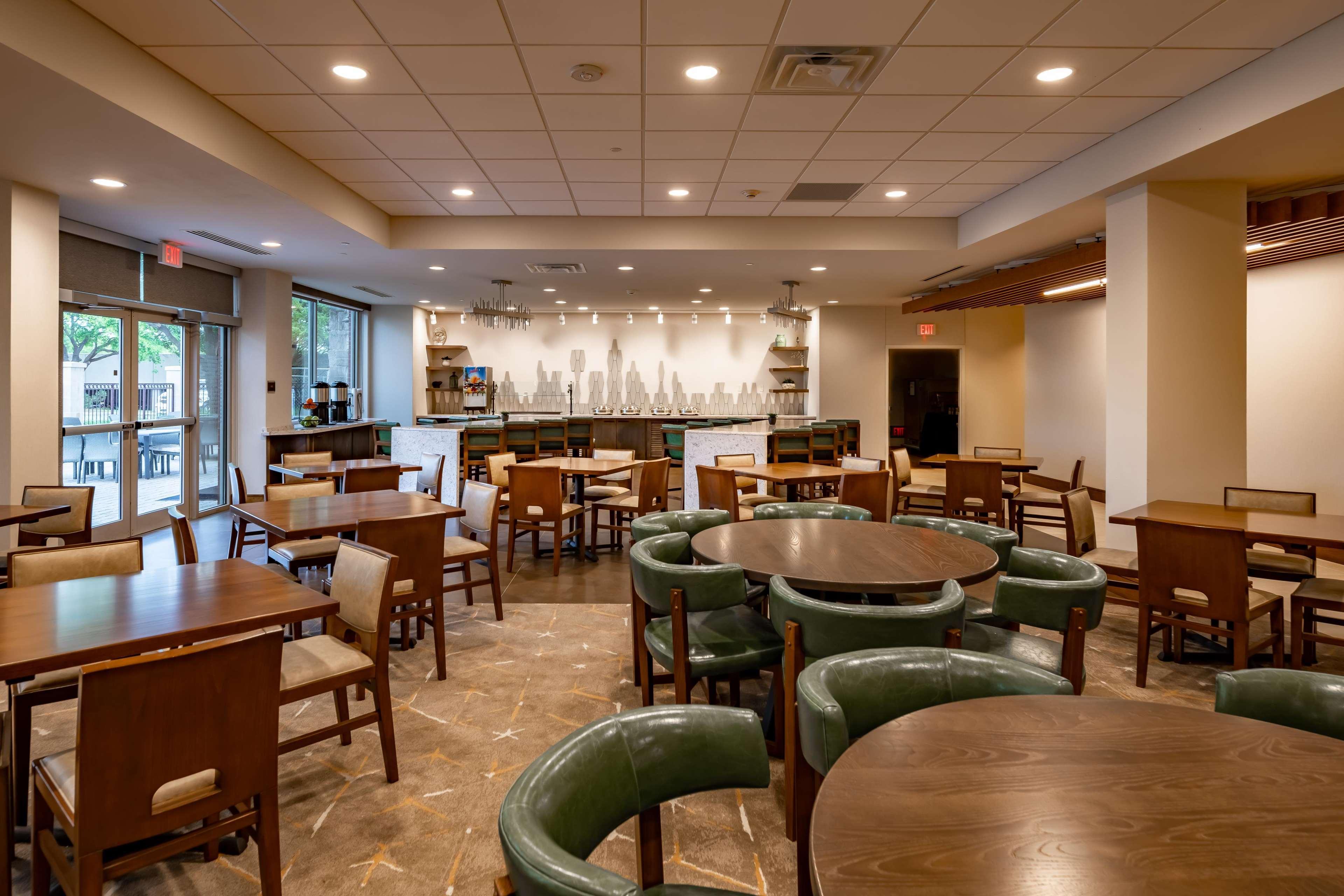 Doubletree By Hilton Dallas-Farmers Branch Exterior foto