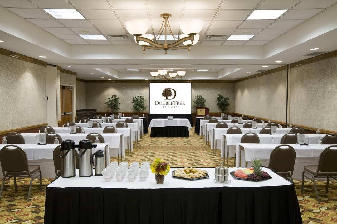 Doubletree By Hilton Dallas-Farmers Branch Exterior foto